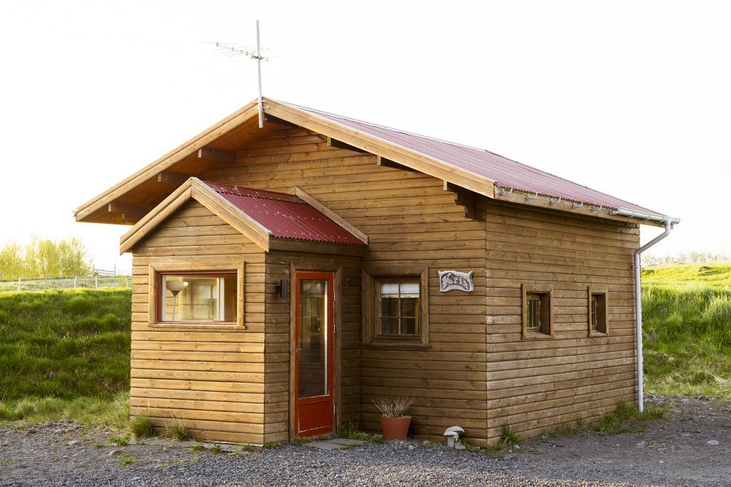 A Pousada Geysir Hestar Haukadalur Exterior foto
